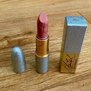 mac - Mariah Carey Collection Lipstick in McIzzie